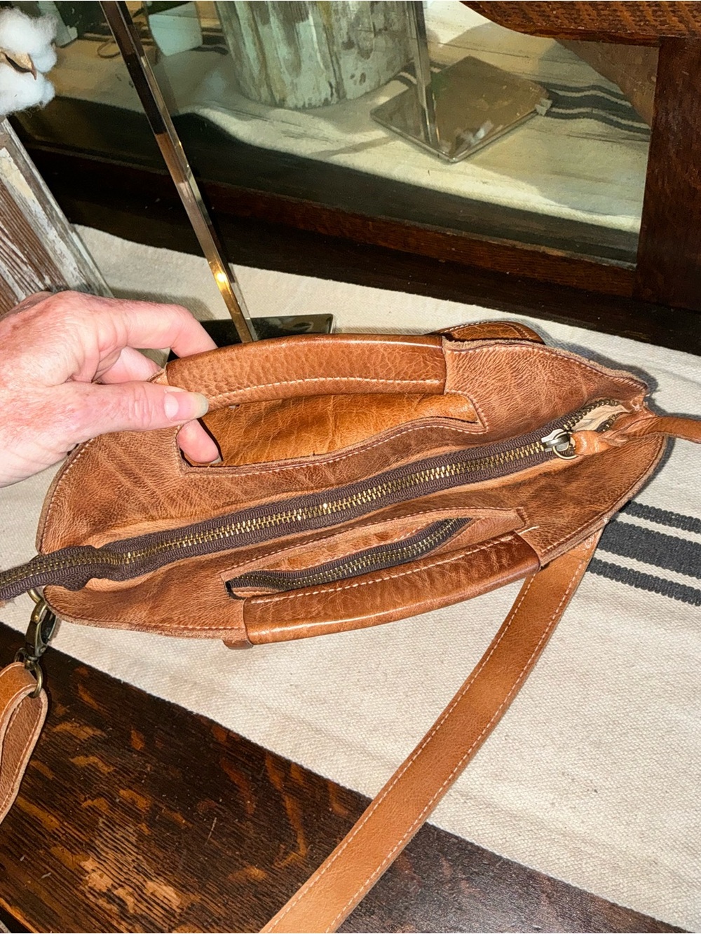Bed Stu Leather Greenway Handbag Crossbody Bag Tan Rustic MSRP $265 - Picture 11 of 13